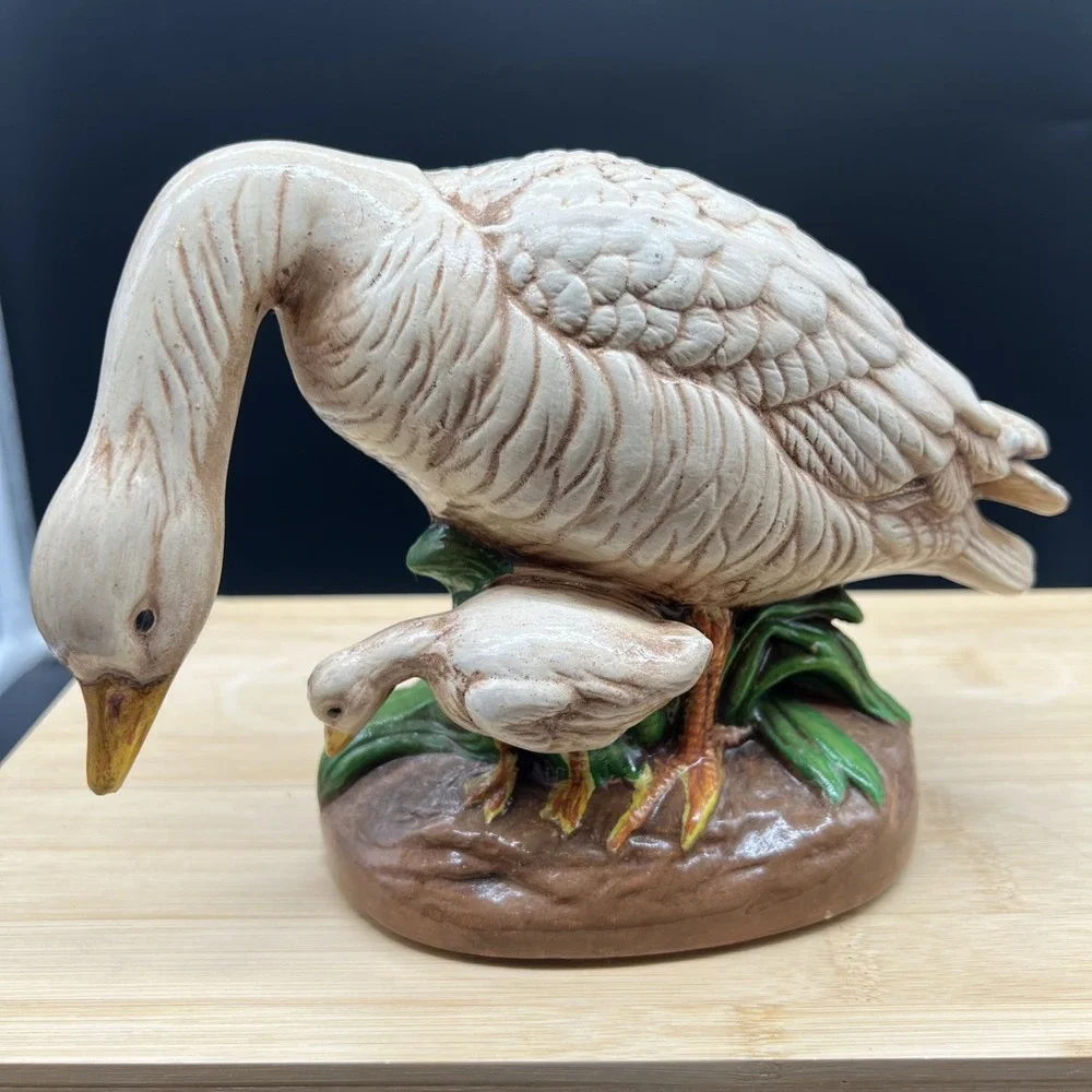 Vintage Set Of Atlantic Mold Duck Hand Painted Figurines